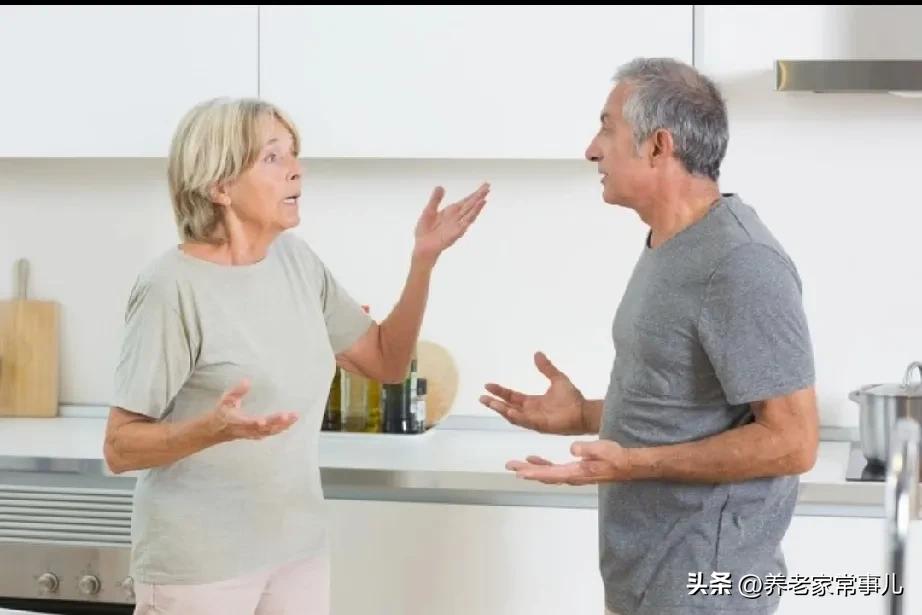 这中午饭吃的，莫名其妙的被嫌弃，最后还得是我先低头
 
 我感冒了，浑身疼，强撑