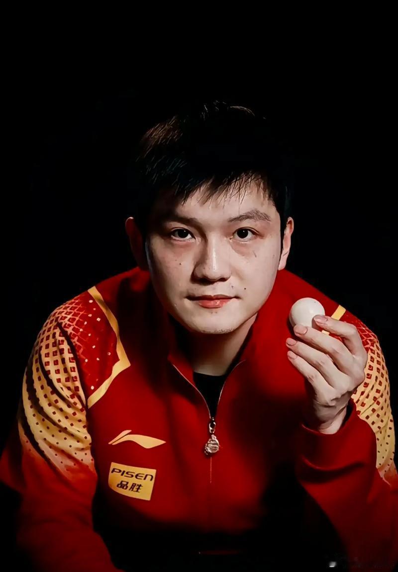 继马龙之后，樊振东成为第二位卫冕全运乒乓男单冠军的选手。11月16日，全运会乒乓