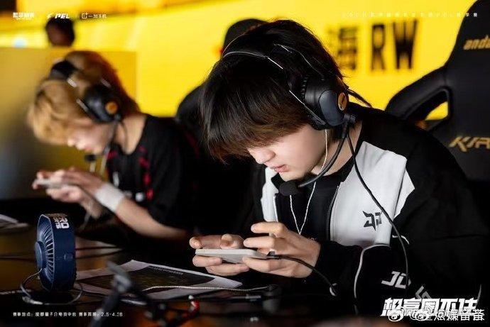 JDG导师联赛淘汰1700北京JDG导师今天拿下PEL联赛1700淘汰，这成绩真