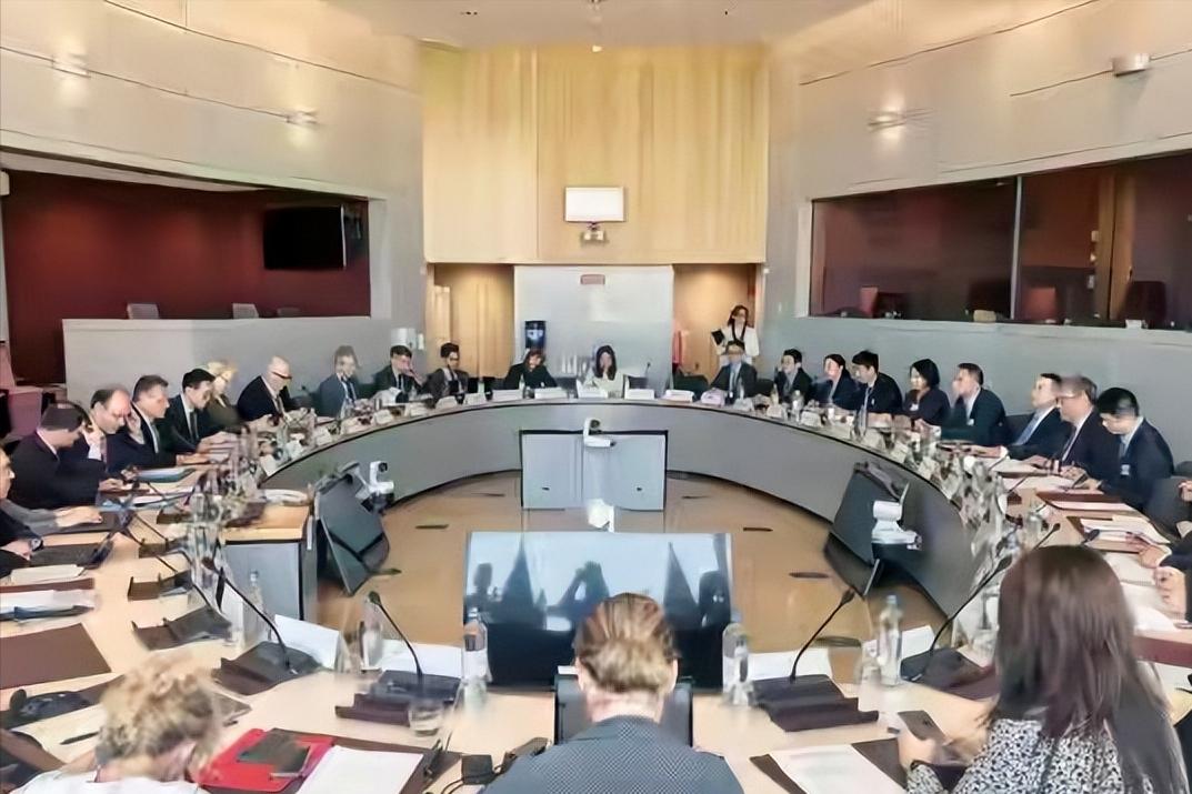欧盟放下身段，中欧联合声明！

很多人说欧盟这次是放下身段主动求和，我反倒要说：