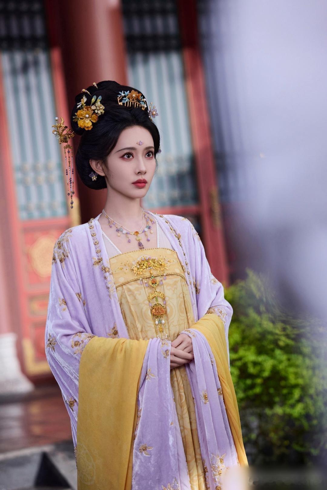 孟子义说各取所需我很满意💥丹阳公主气场全开，轻描淡写一句各取所需，眼底翻涌不甘
