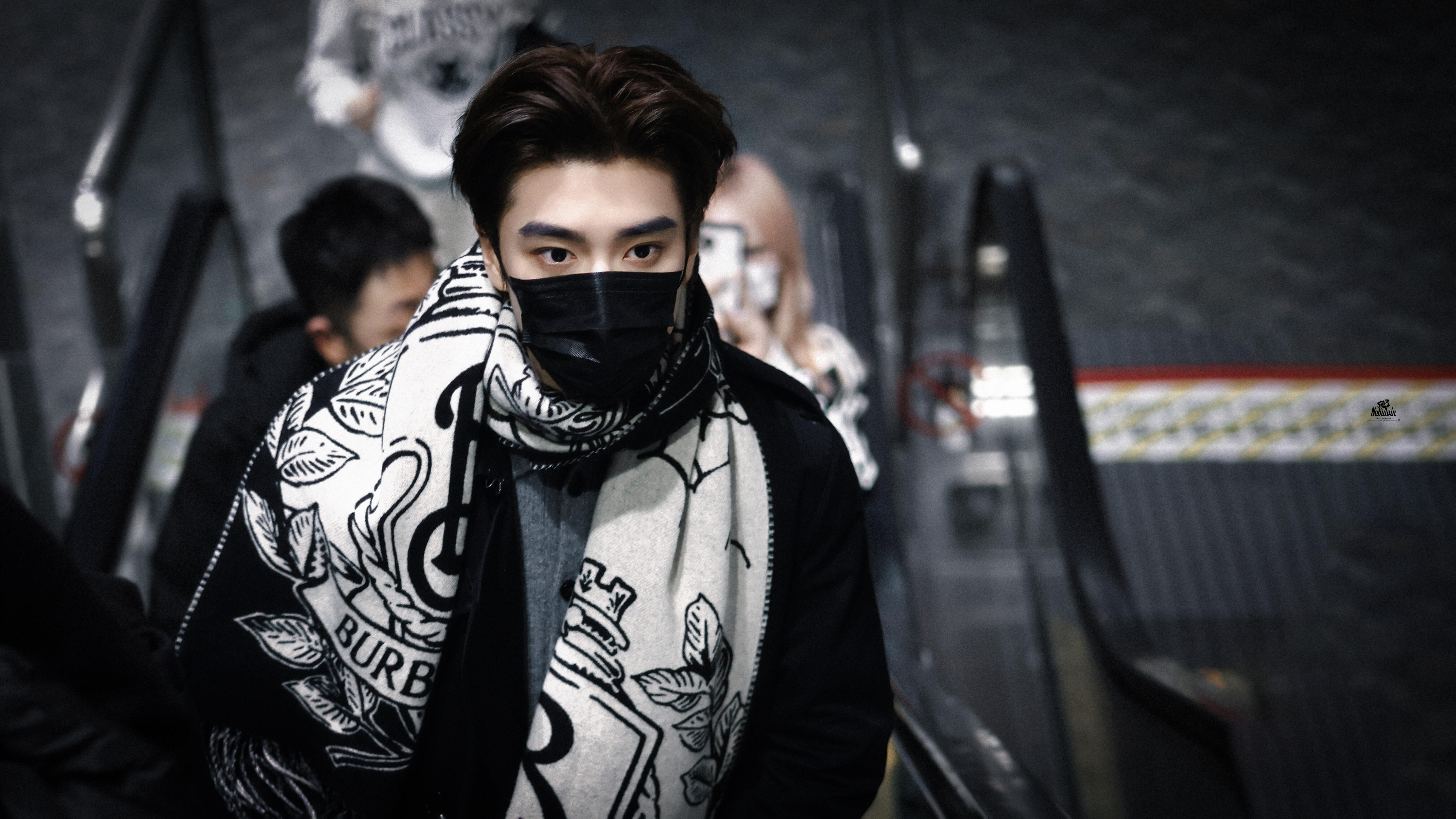 张康乐 × Burberry✈️受邀伦敦时装周 Burberry 2026秋冬大