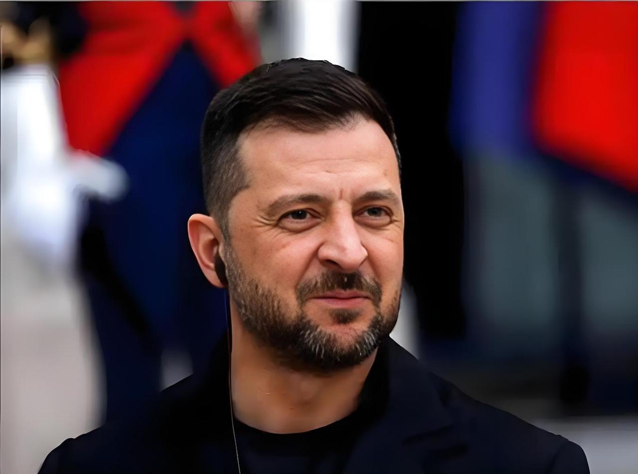 泽连斯基终于又可以硬气了，因为欧盟又给了乌克兰900亿欧元，而且还不是从冻结的俄