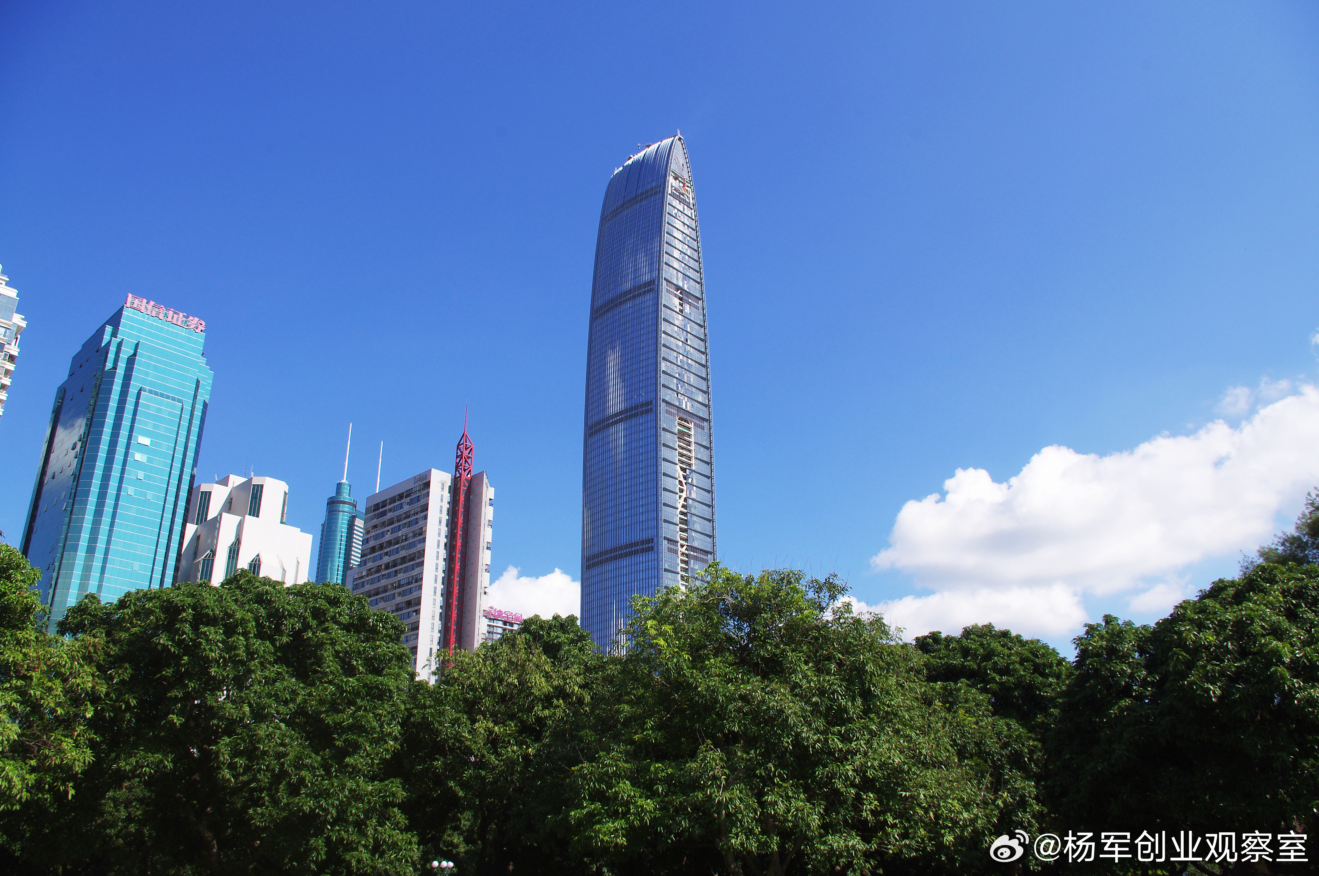 资本大变局：中东“新石油”接棒，创投市场格局重构美元加速撤离，中东主权财富基金大