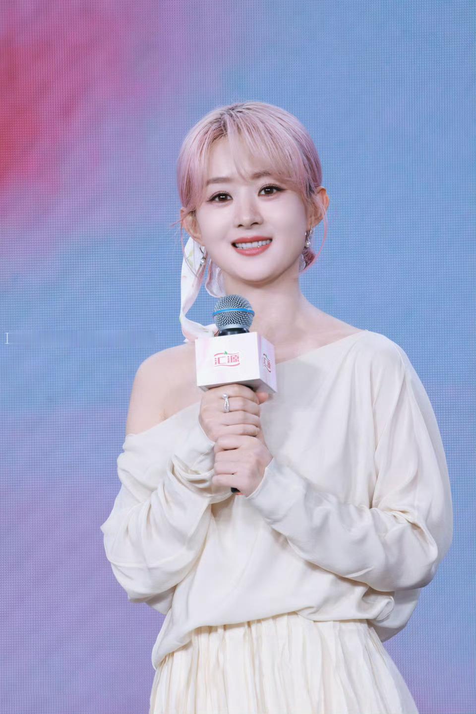 赵丽颖  zly赵丽颖李秋萍 zly赵丽颖李红樱 “花会凋谢 但我对你的爱不会 