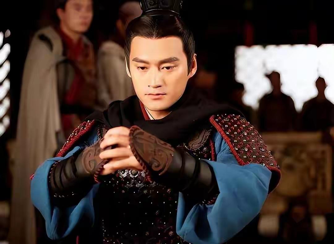 公元41年，光武帝刘秀废掉了皇后郭圣通，16岁的太子刘彊惶恐不安，冷静下来后，刘