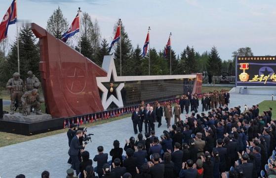 图文：专家称朝军库尔斯克参战部队的阵亡率约为20-25%

朝鲜-乌克兰库尔斯克