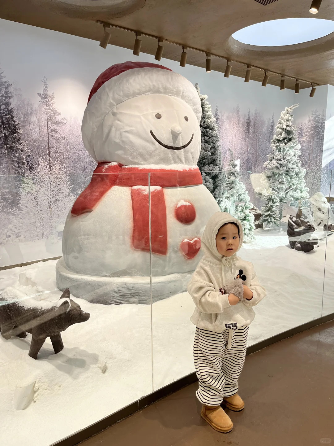 哈尔滨遛娃|这个雪人竟然是是巧克力做的‼️