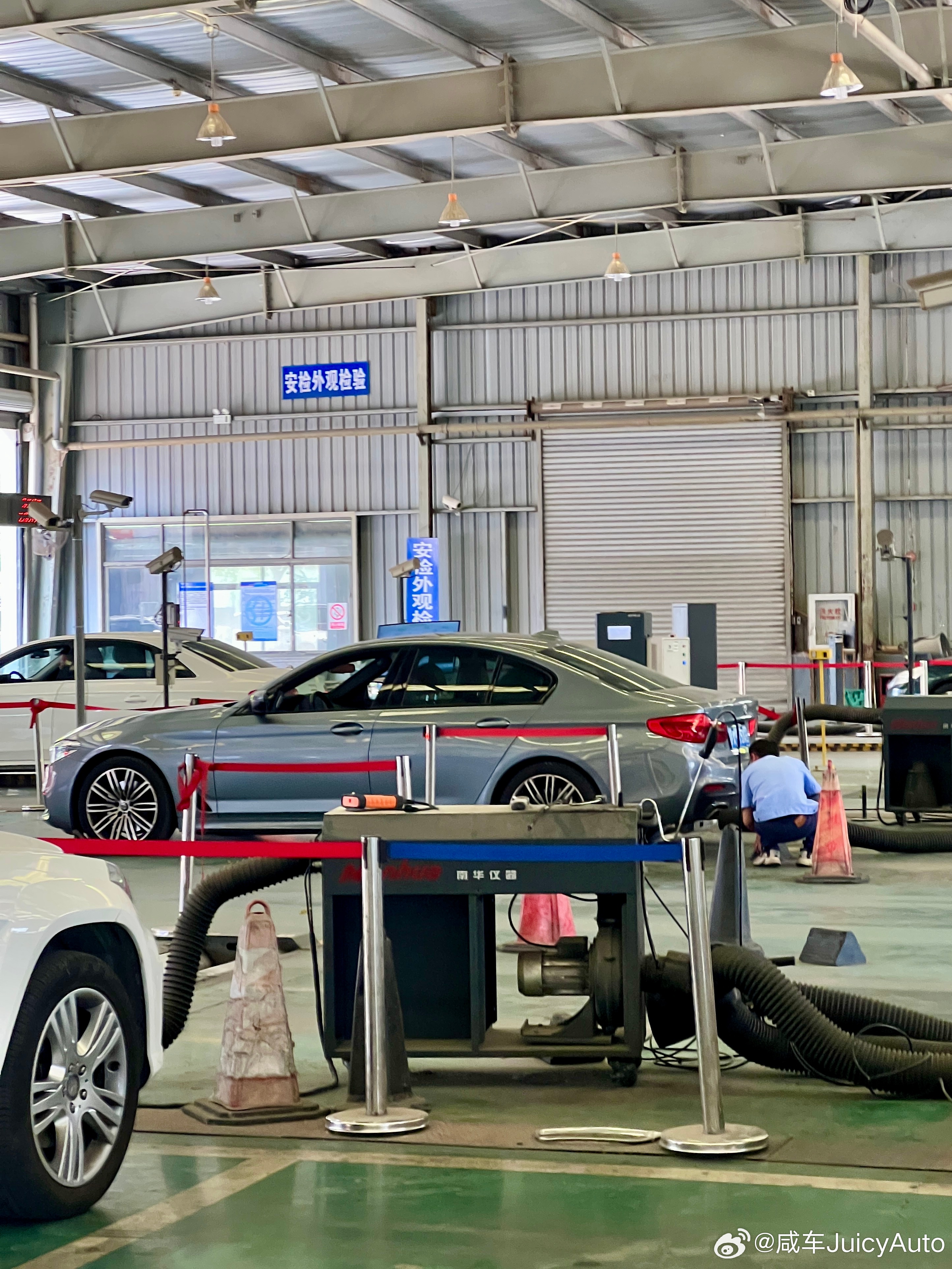 建议取消私家车年审制度 年年建议，年年继续，不把蛋糕分配明白了，还得捅！ 