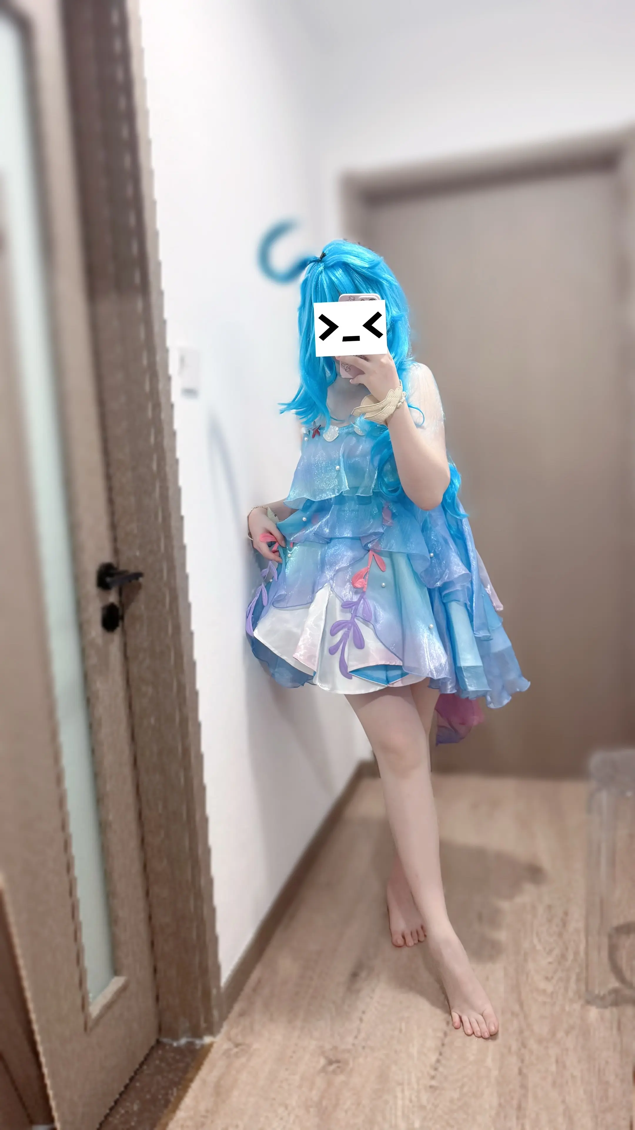 爱应该是刚见完面又想见面 前脚刚走后脚又想念