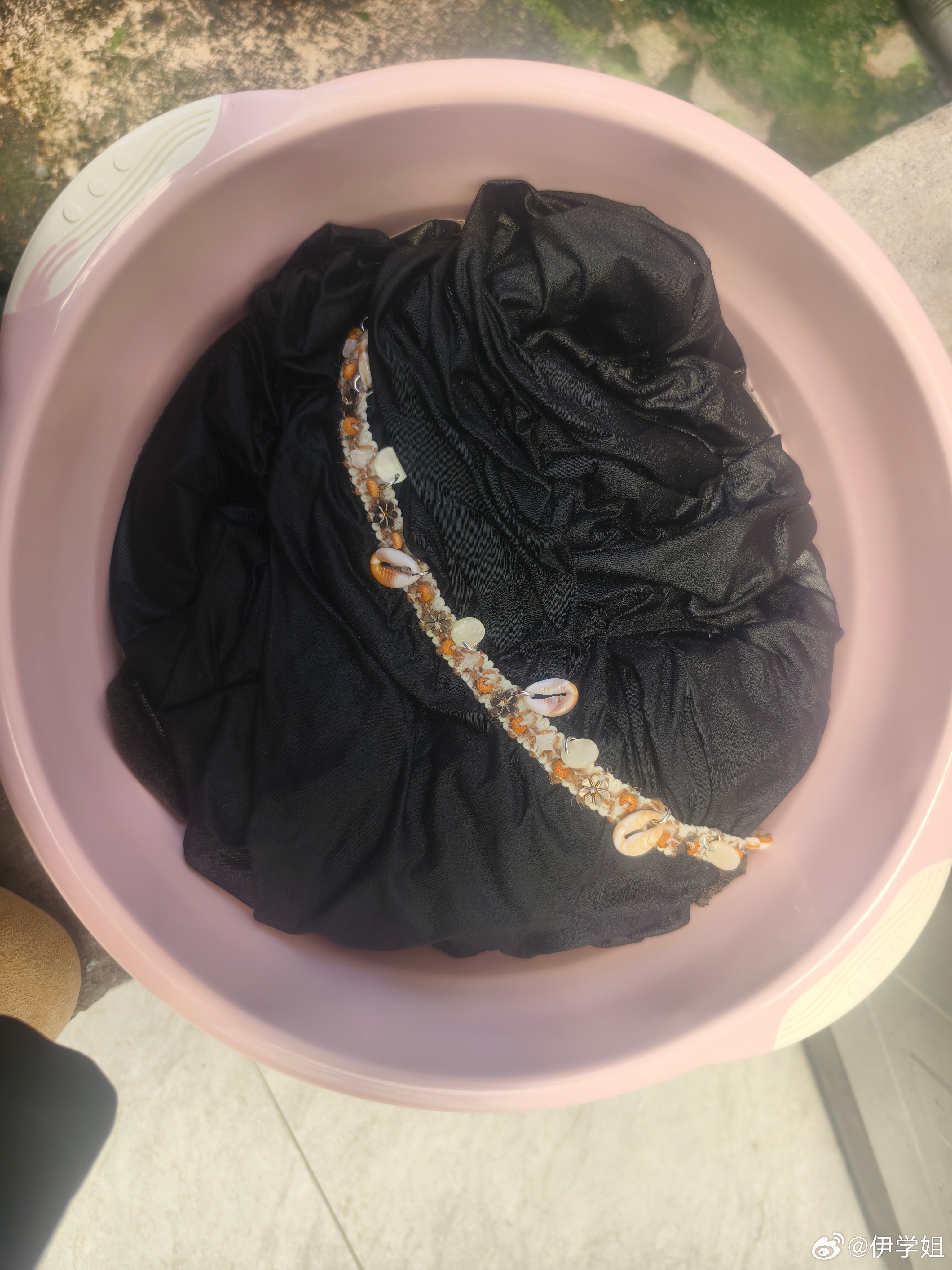 夏天还是可以自己手洗下衣服的 