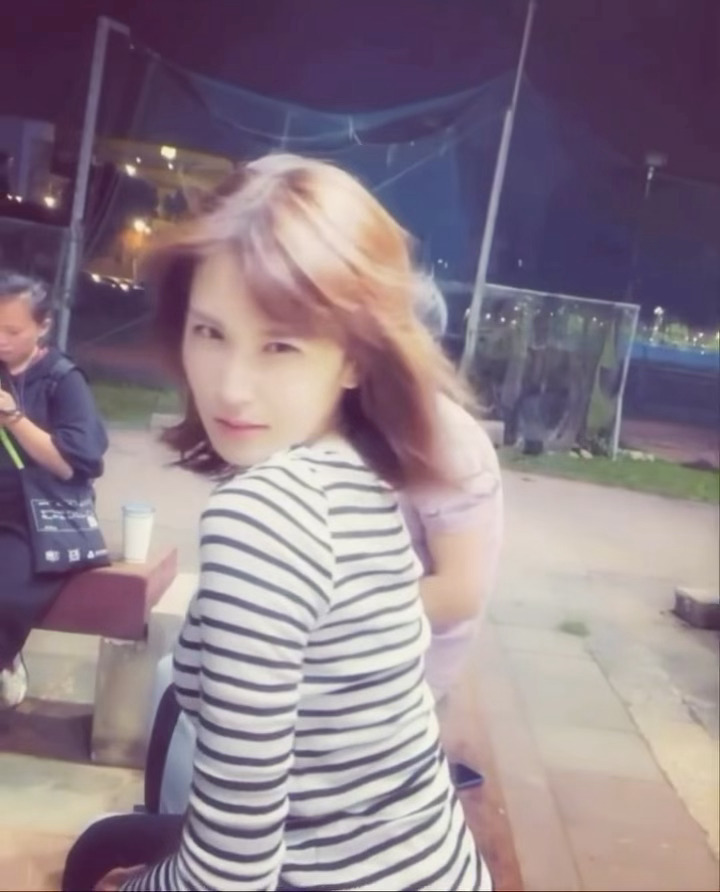 曾沛慈知道自己很美很性感😌 
