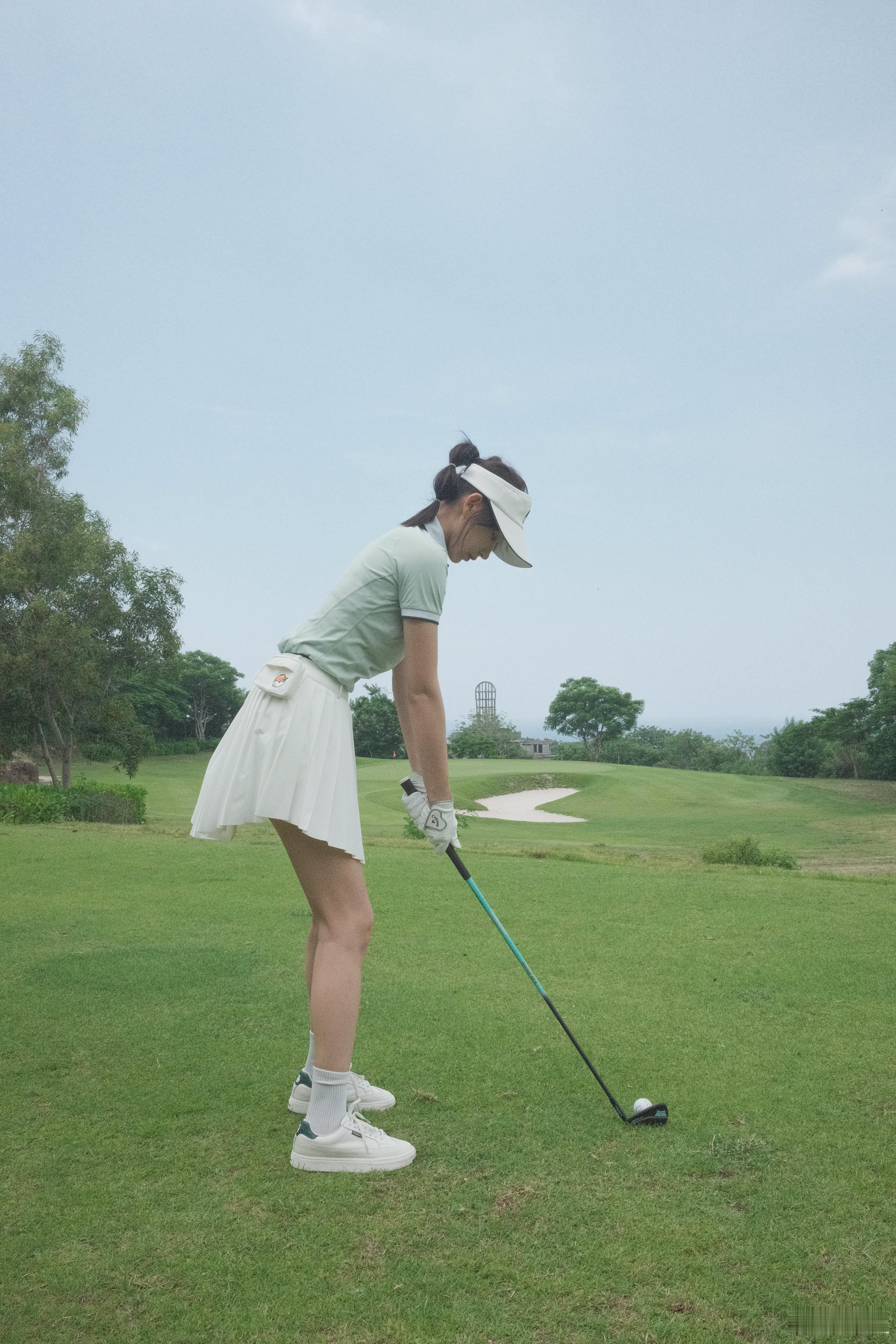 程潇 💚 春日打高尔夫球，健康美少女🏌🏻‍♀️ ​​​