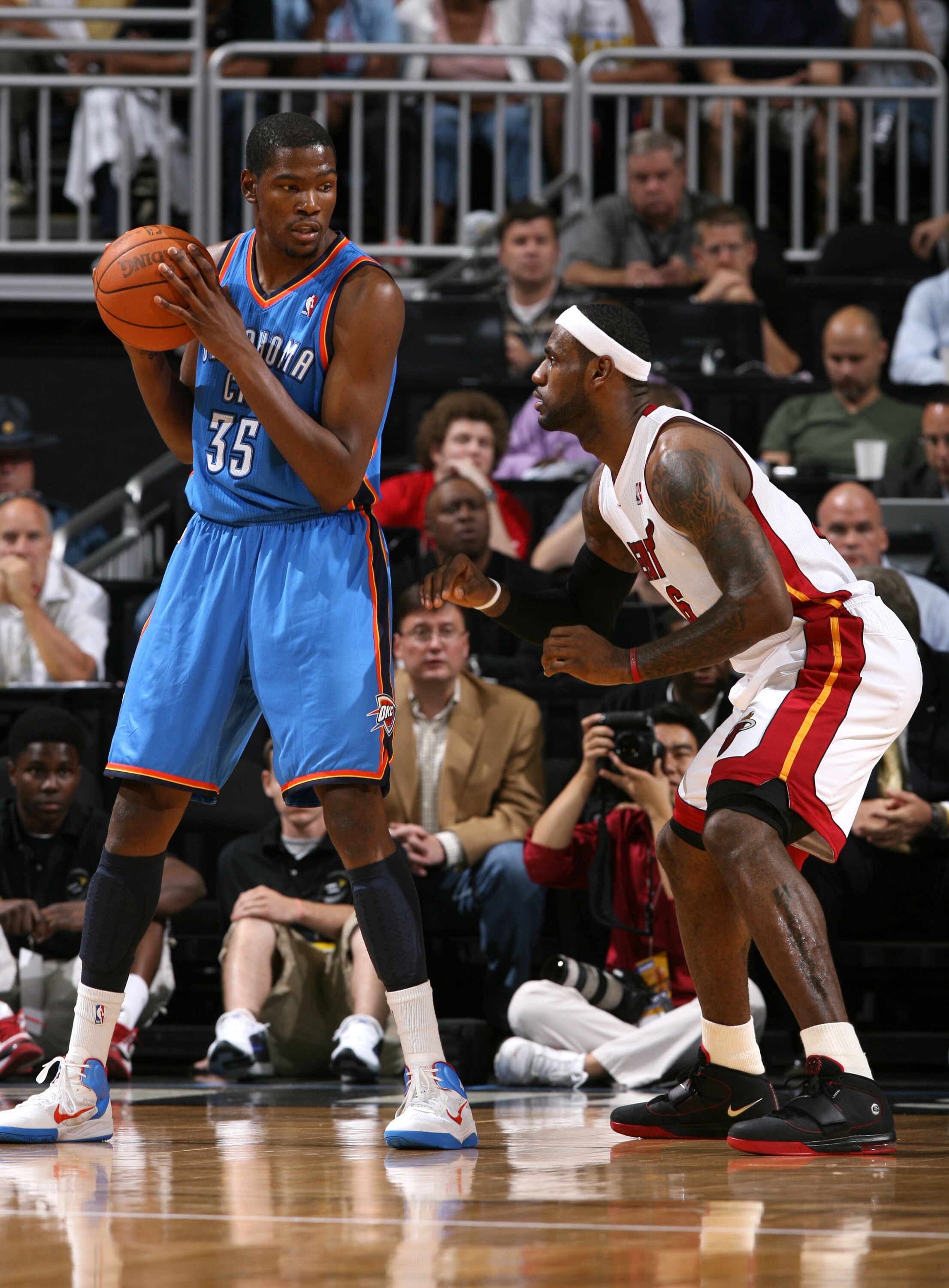 Kevin Drant Vs Lebron James  右 