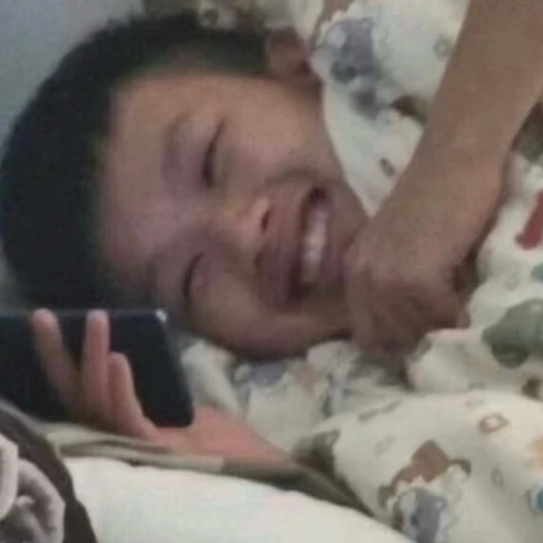 此时此刻的我： ​​​