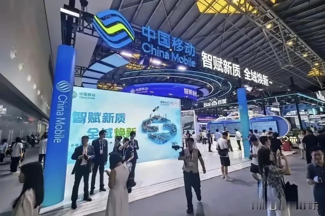国内收入最高的十大寺庙:
 1.北京雍和宫:年收入5000万元
 2.杭州灵隐寺