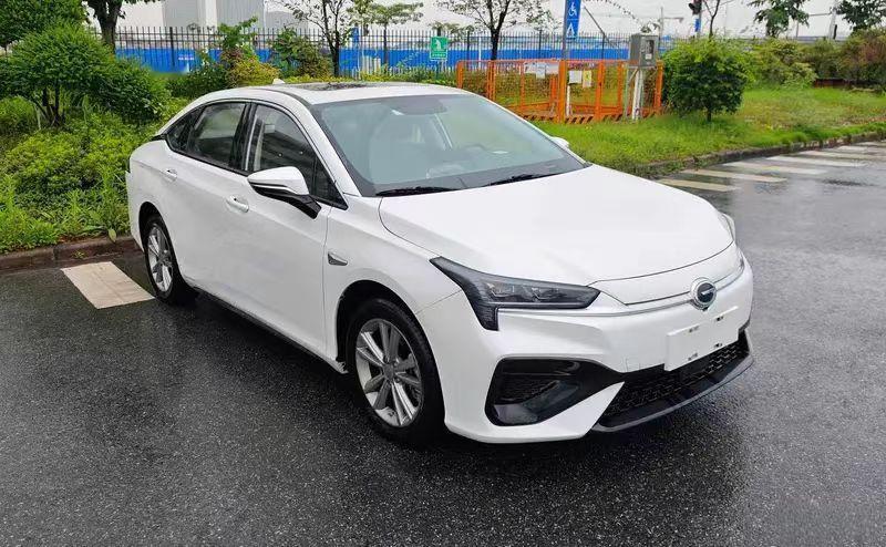 【全新埃安AION S申报图 提供丰富选装配件】在工信部最新一期申报图中，我们发