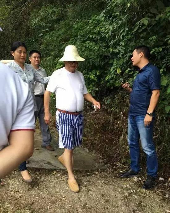 华为161名持股员工代表会成员中，排名最有意思的两个人——郭平、任正非。

郭平