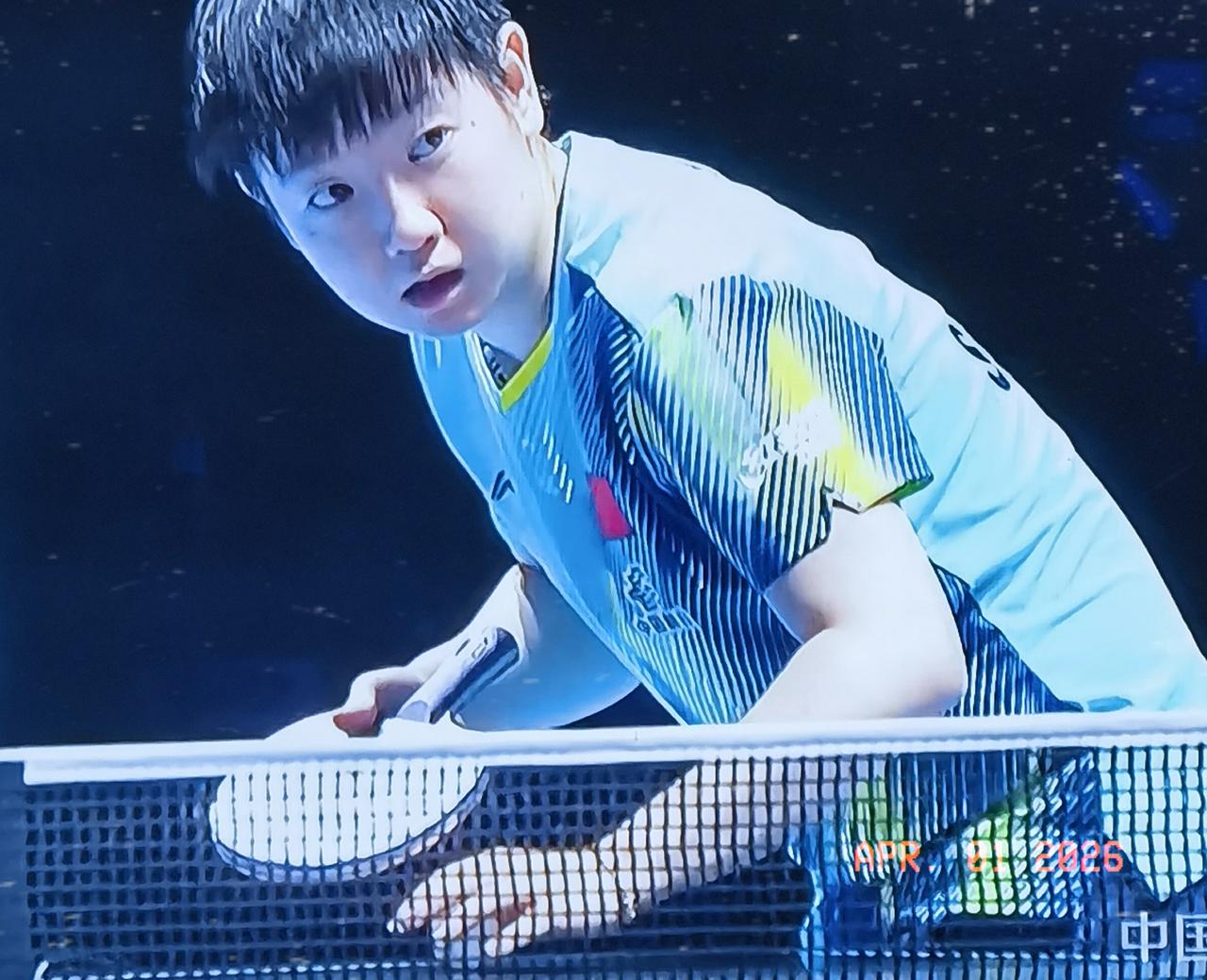 孙颖莎二连胜，WTT澳门单打世界杯小组循环赛小组第一出线。
上午11：00许，孙