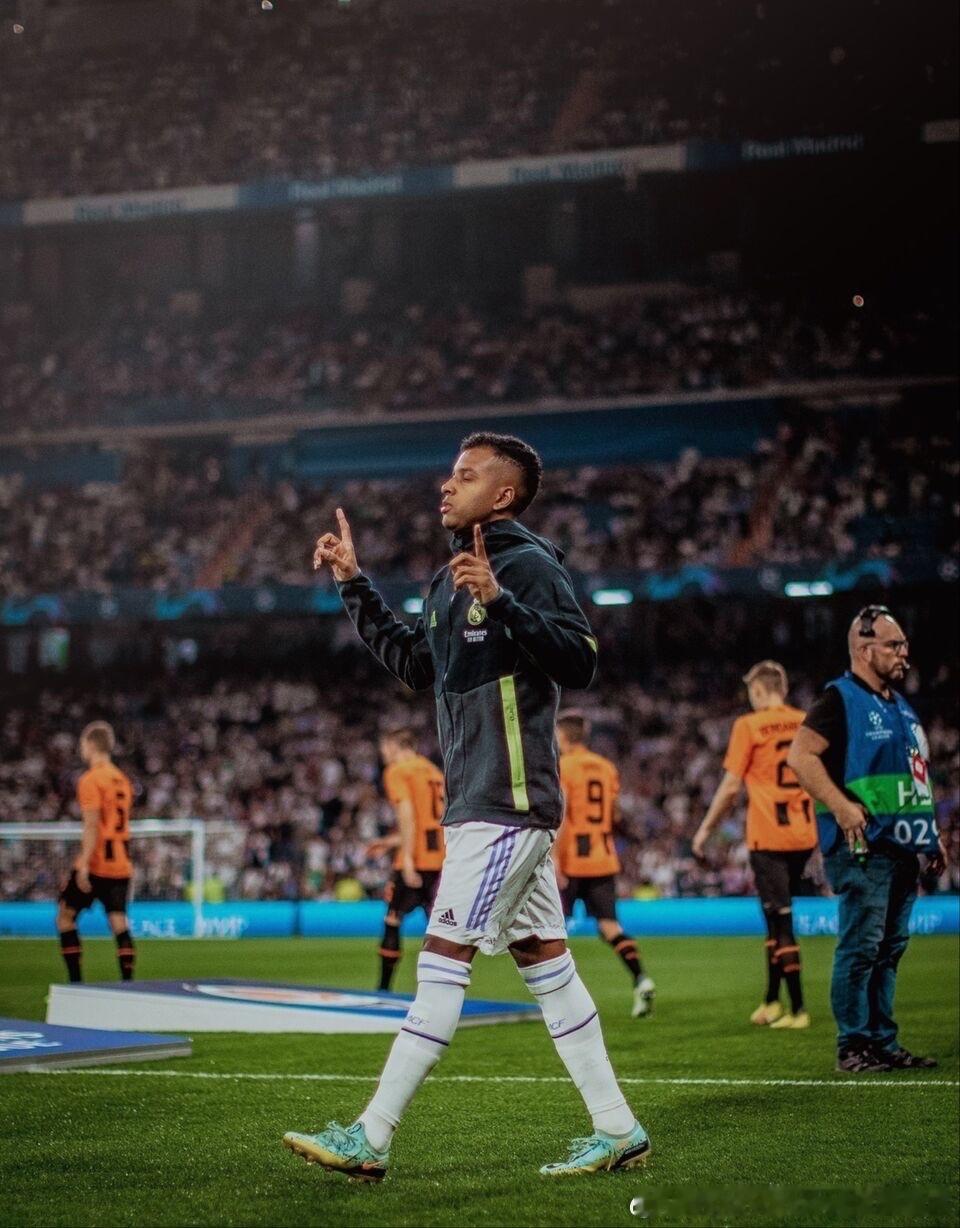 【阿斯】皇家马德里接下来将面对罗德里戈进球最多的两支球队，即曼城和塞维利亚（各4