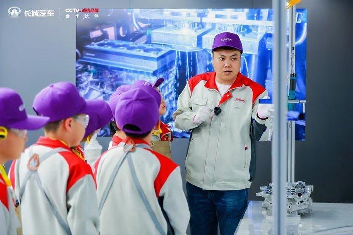 "汽车文化”离我们80，90后其实挺远的。但是离95，10后又非常近，因为我们成