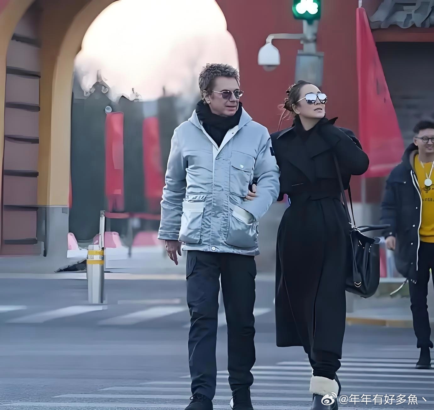 万万没有想到，女神的老公居然是一个老外，白瞎我看了十几年电视，现在才知道！ 