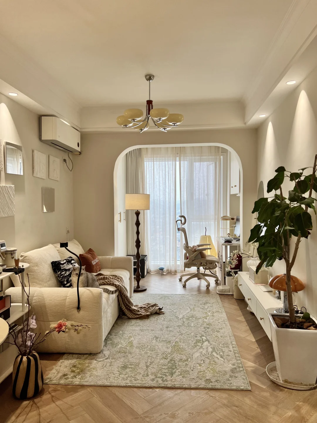 我有一套很小很小的房子🏠，它只有37平