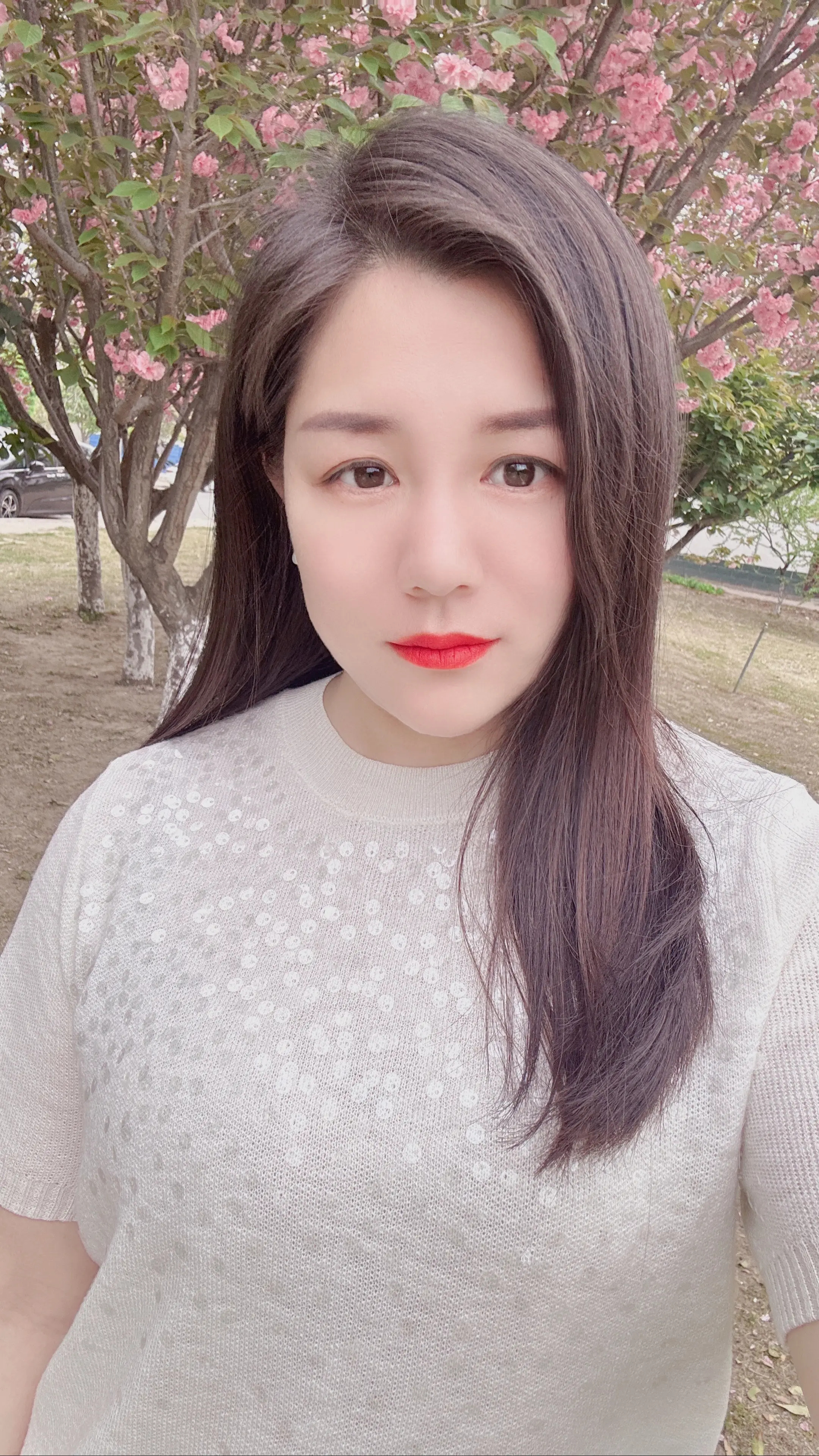 比上不足，比下有余。记住了，永远不要和别人比生活，有多少钱我们就过多少...