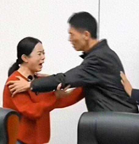 真是造化弄人！李鑫说，他被老太婆骗走后，第二天就趁对方不注意，偷偷跑出来了，来到