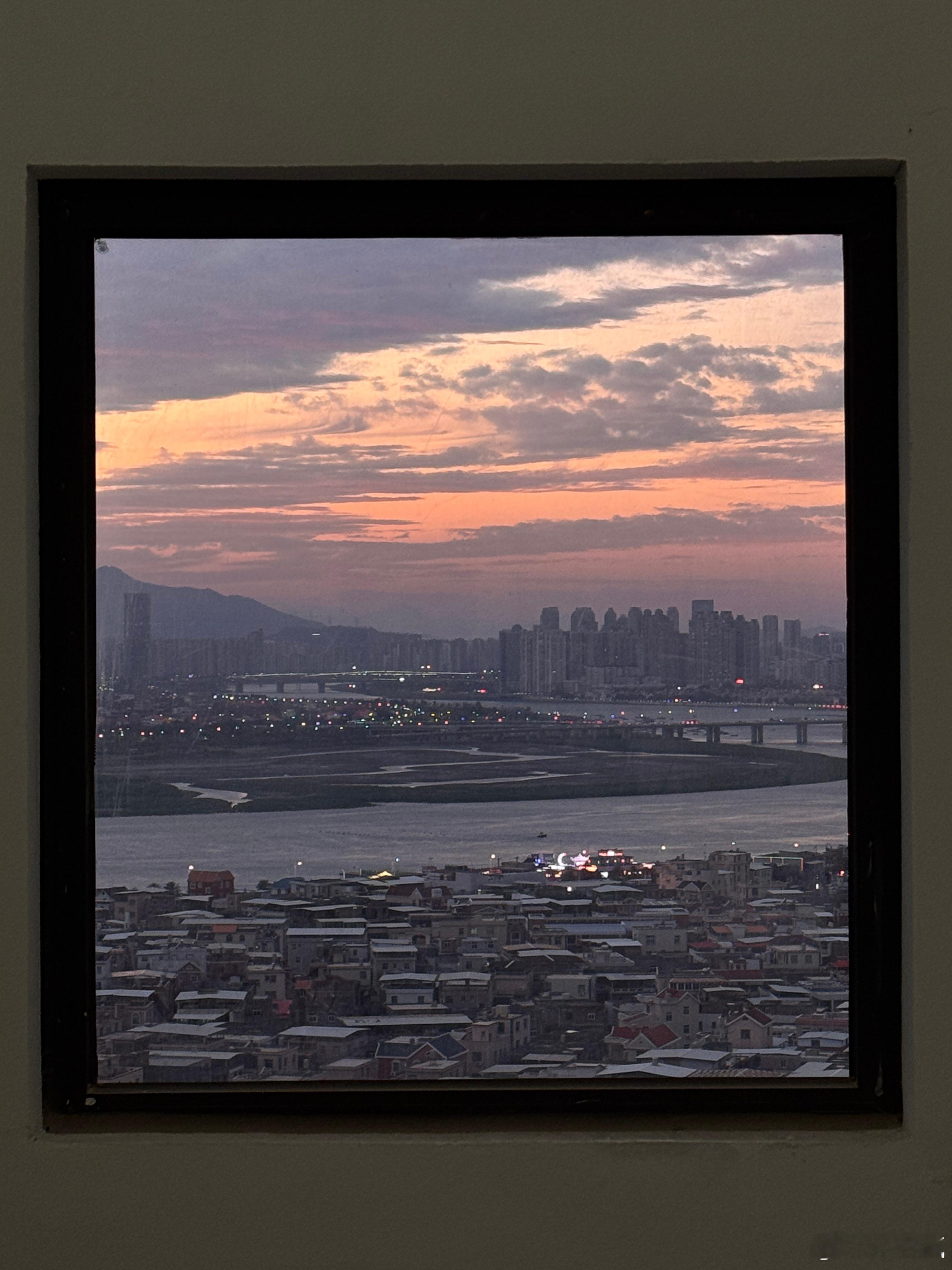 国家发文禁止亏本卖车看到这个词条真有点啼笑皆非，谁开厂创业做产品不是为了赚钱啊，