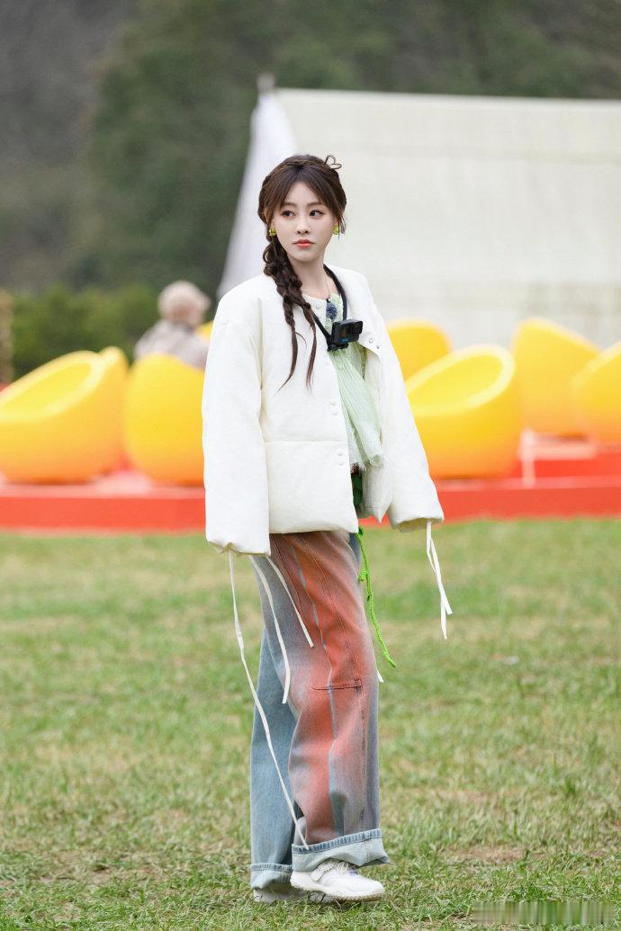 祝绪丹的真诚拿得出手周五晚高疯从不掩饰心意，永远真心待人！不管是舞台互动还是私下