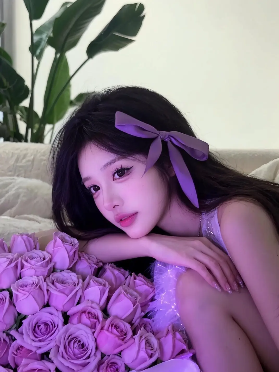 “情人节快乐”收到花花这么拍  紫调氛围感写真
