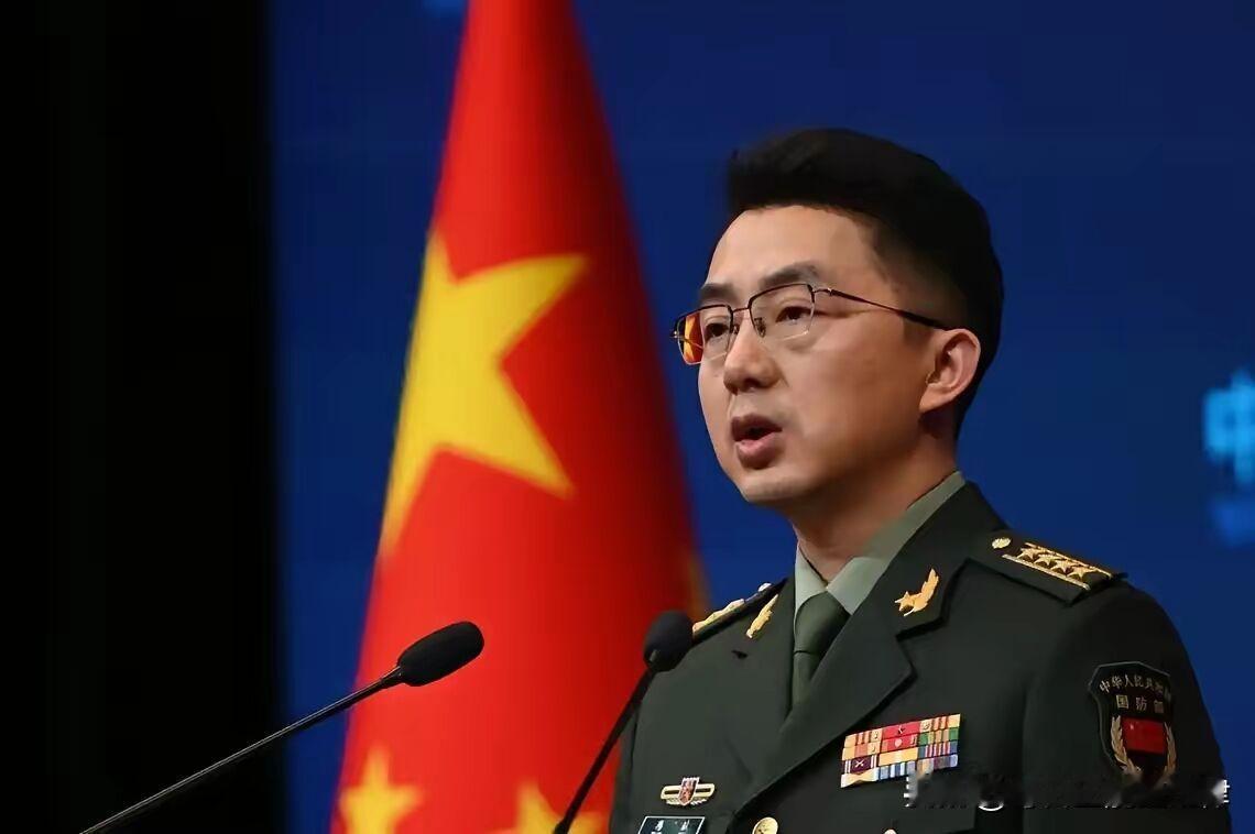 就在刚刚，
中国国防部正式宣布，

9月4日，中国国防部正式宣布：解放军陆军将派