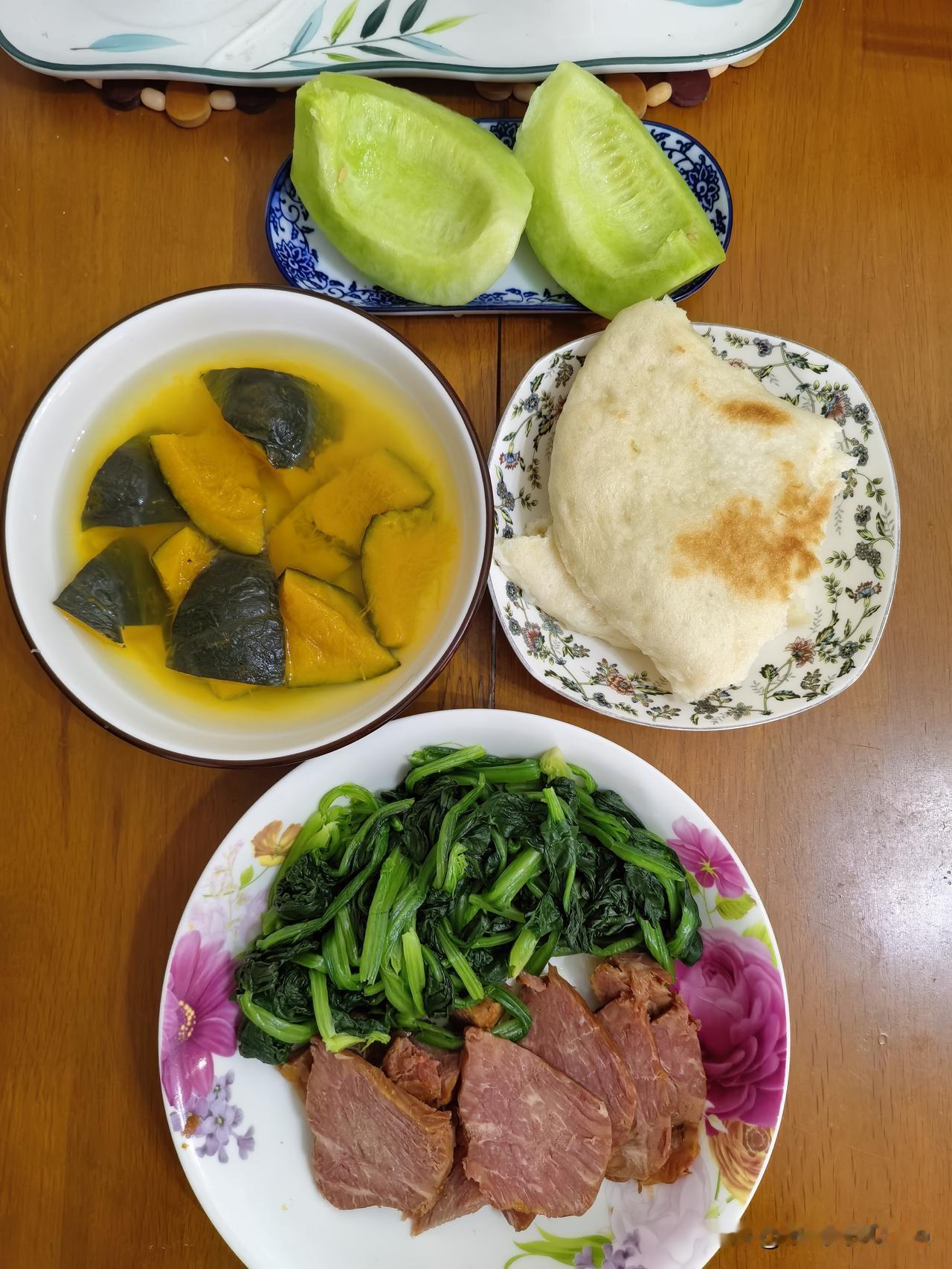 民以食为天，粗茶淡饭胜海鲜！

老百姓关心的就是菜篮子，过的就是锅碗瓢盆叮当响的