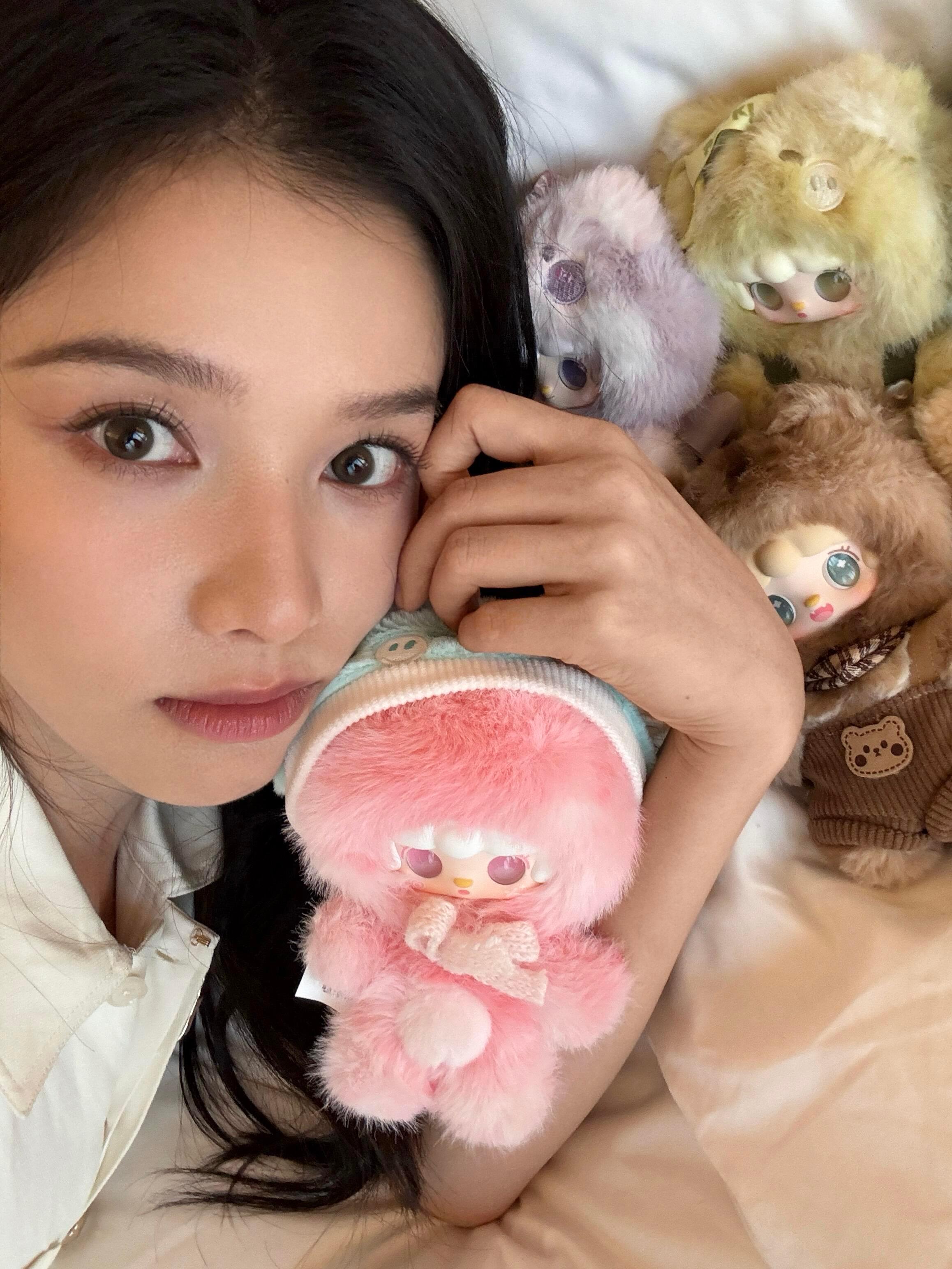 张婧仪今日更新～毛绒绒💌 ​​​