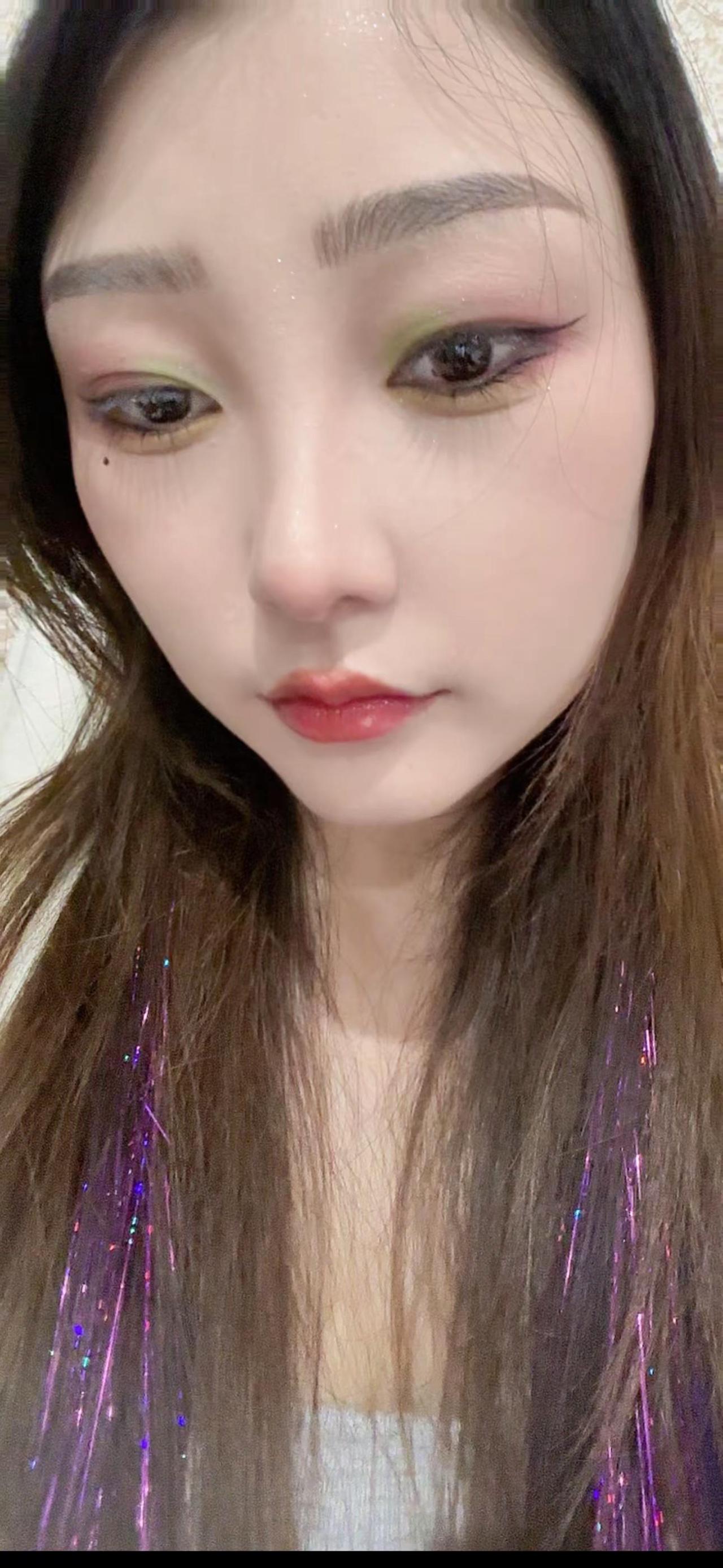 哈哈、我只是花了个妆😄开始，打分……