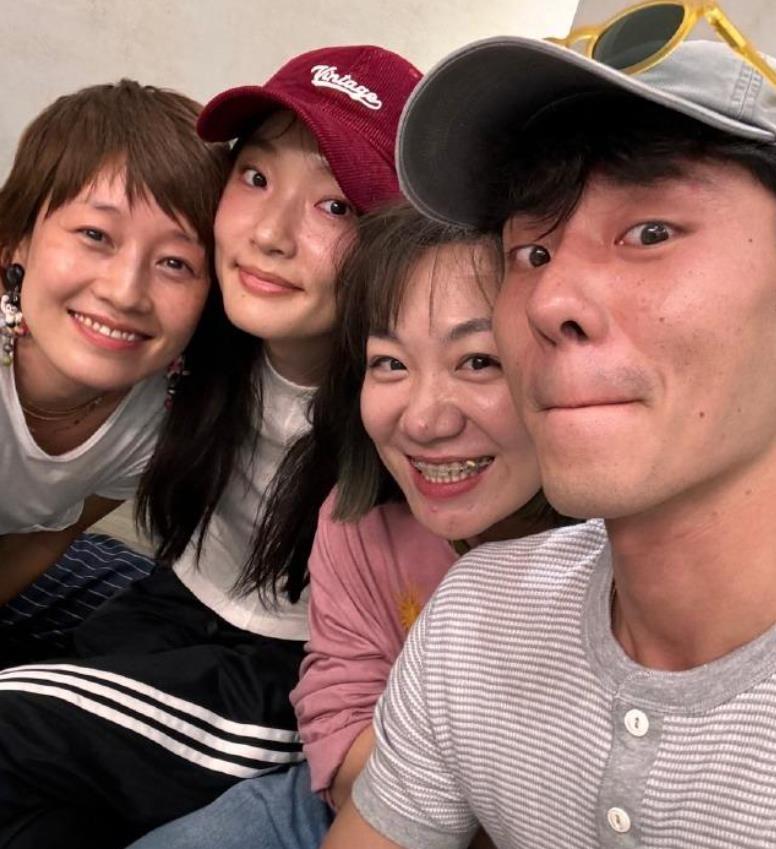 一看到马伊俐，就可惜她和文章的分手，这两个演员都是我喜欢的。
 
马伊琍真聪明，