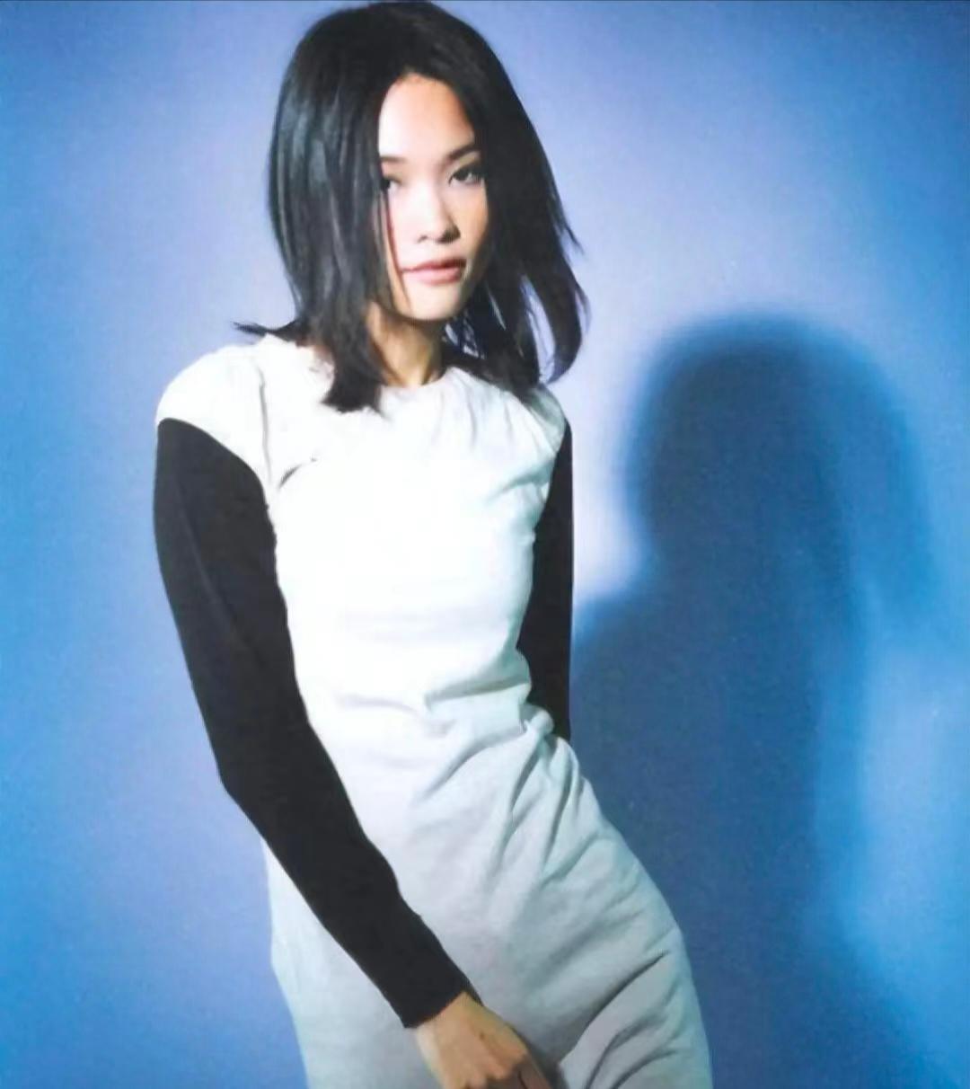 昔日情歌天后，被渣男折磨成“疯子”，流落街头无人问津
许美静是华语乐坛90年代的