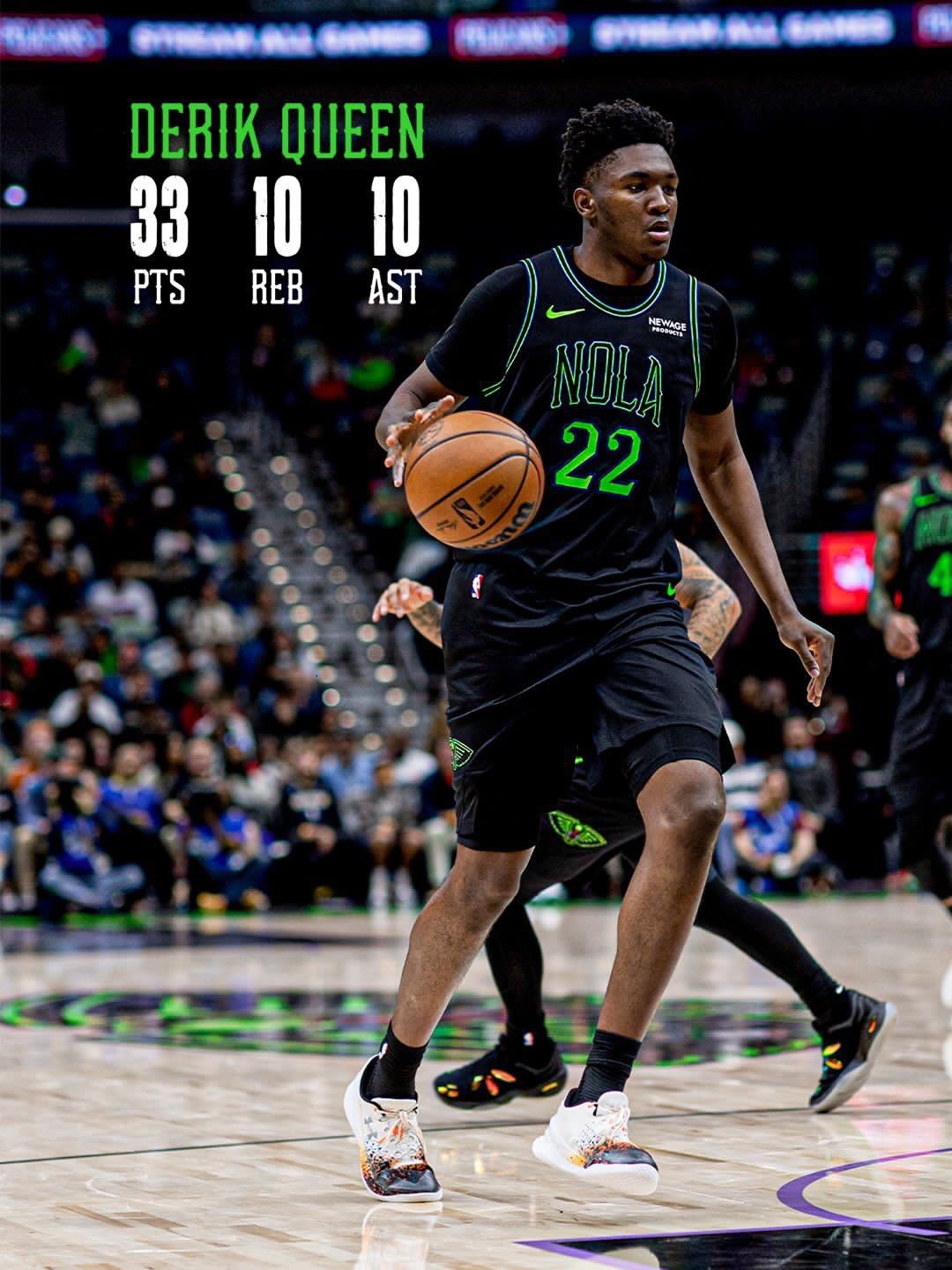 NBA 历史上只有5位球员在年满21岁前拿到过30分大三双数据，鹈鹕的德里克.奎