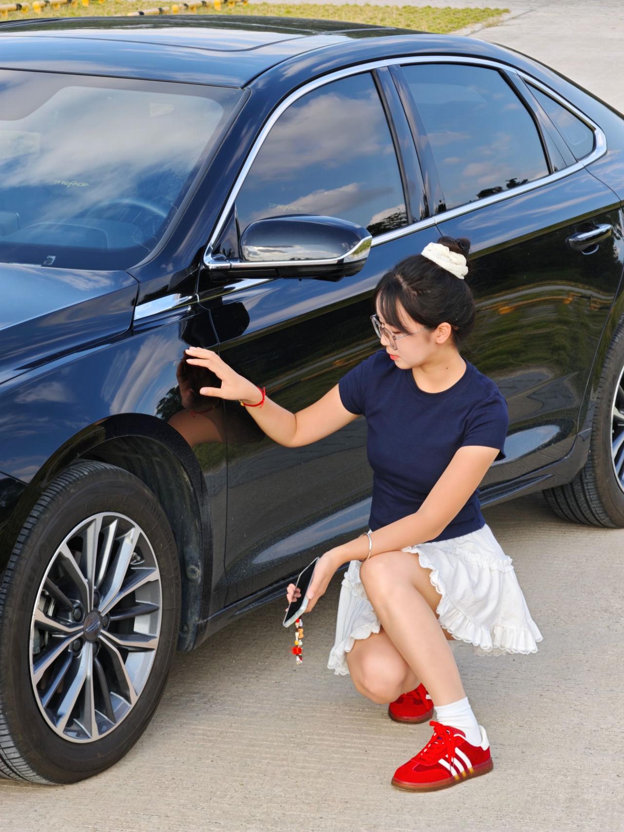 位置发我 我开星瑞来追你！追上了，也让我体验一下你的副驾好吗星瑞 dou是好车 