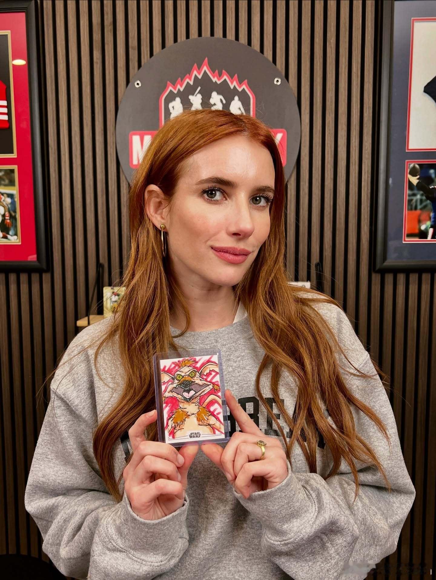 emma roberts艾玛罗伯茨和未婚夫Cody John一起进行的另一场直播