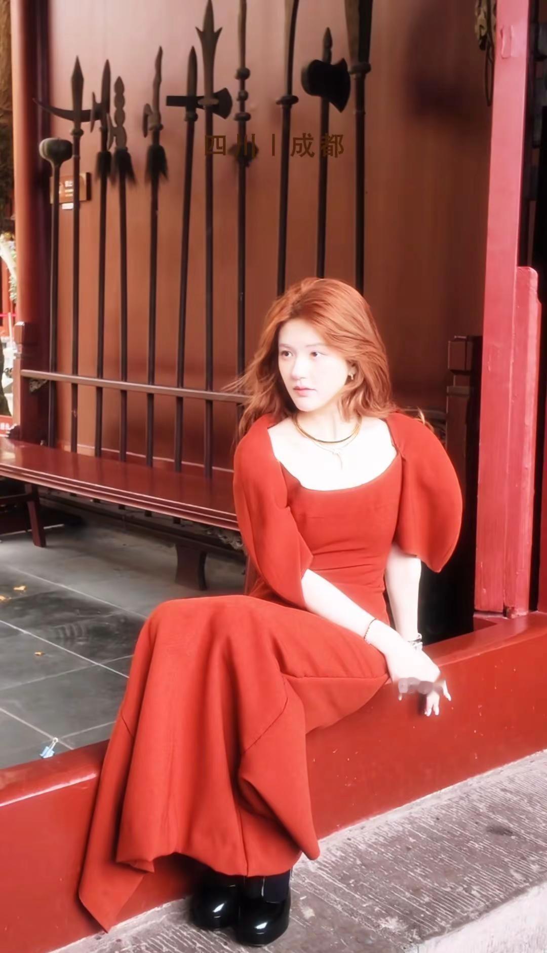 红裙飘飘 赵露思 赵露思同款 赵露思穿搭 赵露思许妍