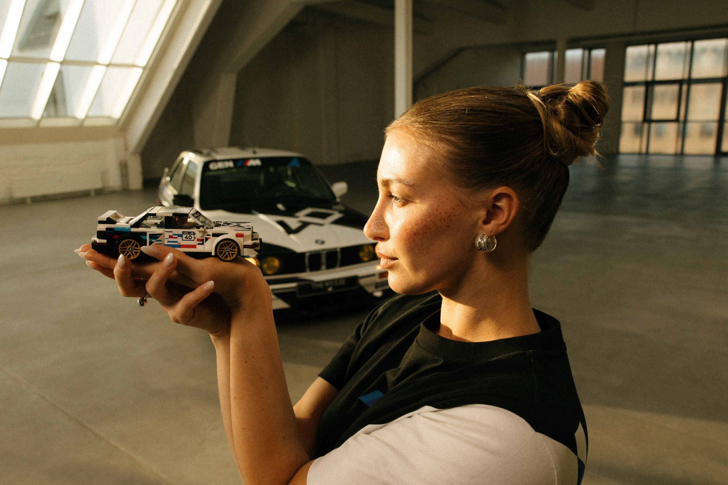 宝马 x 乐高，梦幻联动！宝马首次牵手乐高推出了E30 M3积木模型，旨在清楚车