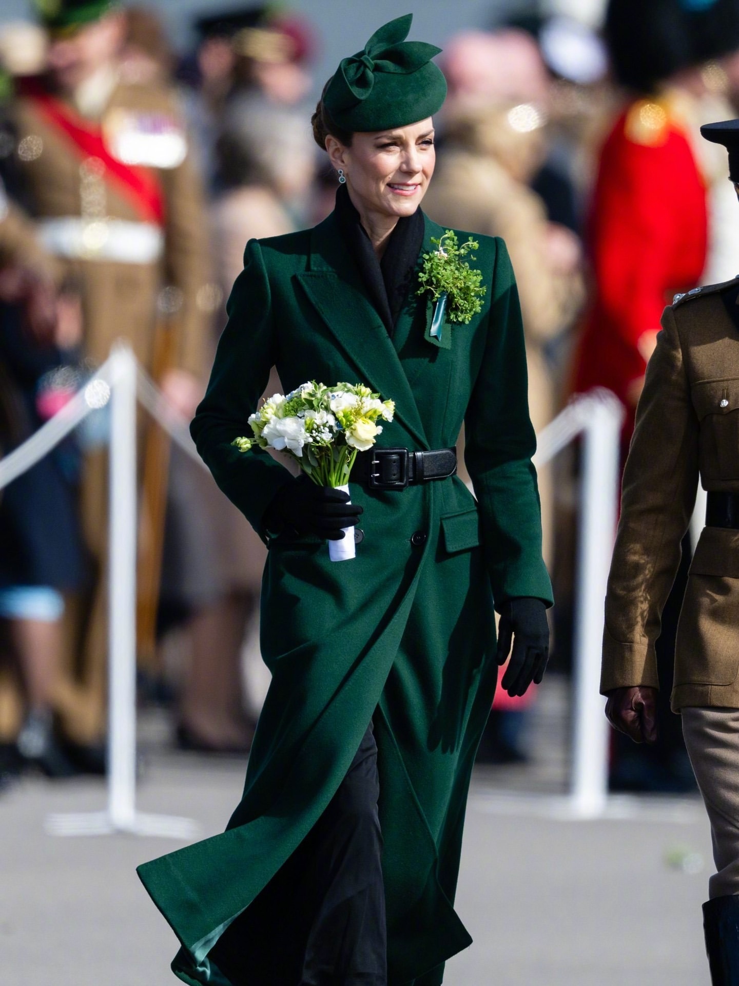 为庆祝节日出席爱尔兰卫队阅兵式（St. Patrick’s Day Parade