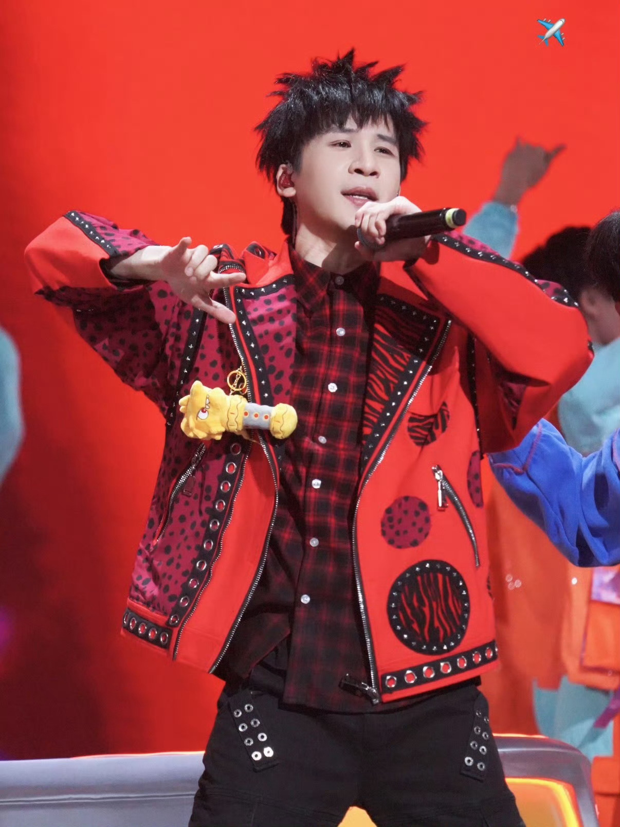 是大张伟在找陈伟霆吗 合理怀疑就是大张伟的声音！ 