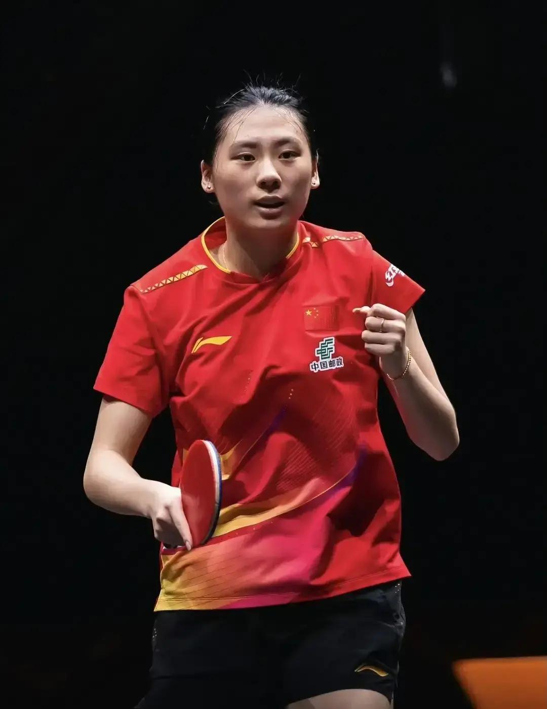 陈幸同4:2拿下石洵瑶，这哪里是打球，分明是一场带血的职场保卫战。
 
国乒这“