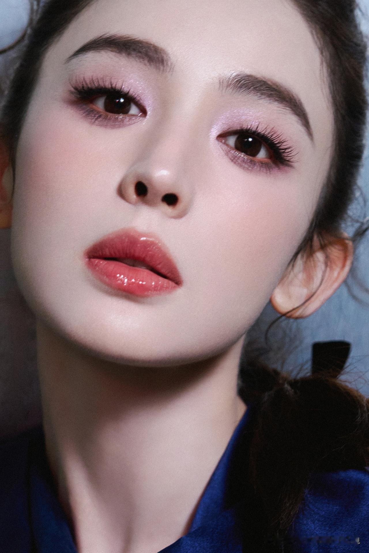娜扎分享图片