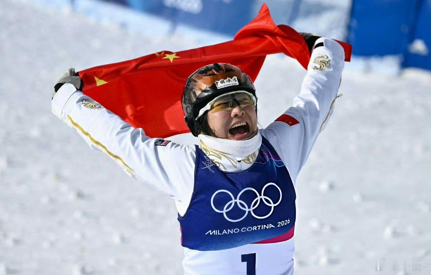 徐梦桃金牌 四年前的微博，再次callback 热爱与坚持，徐梦桃，你值得！！！