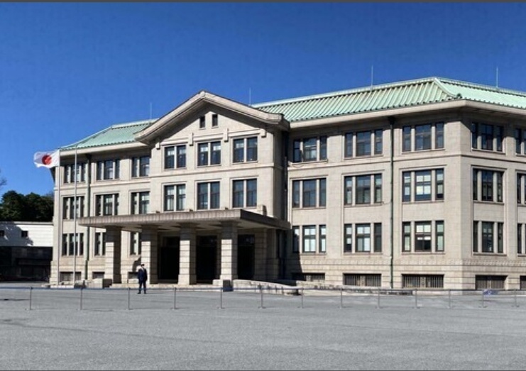 日本宫内庁拟大幅缩小明仁天皇丧礼规模9月2日，日本宫内厅官员透露，结合明仁天皇本