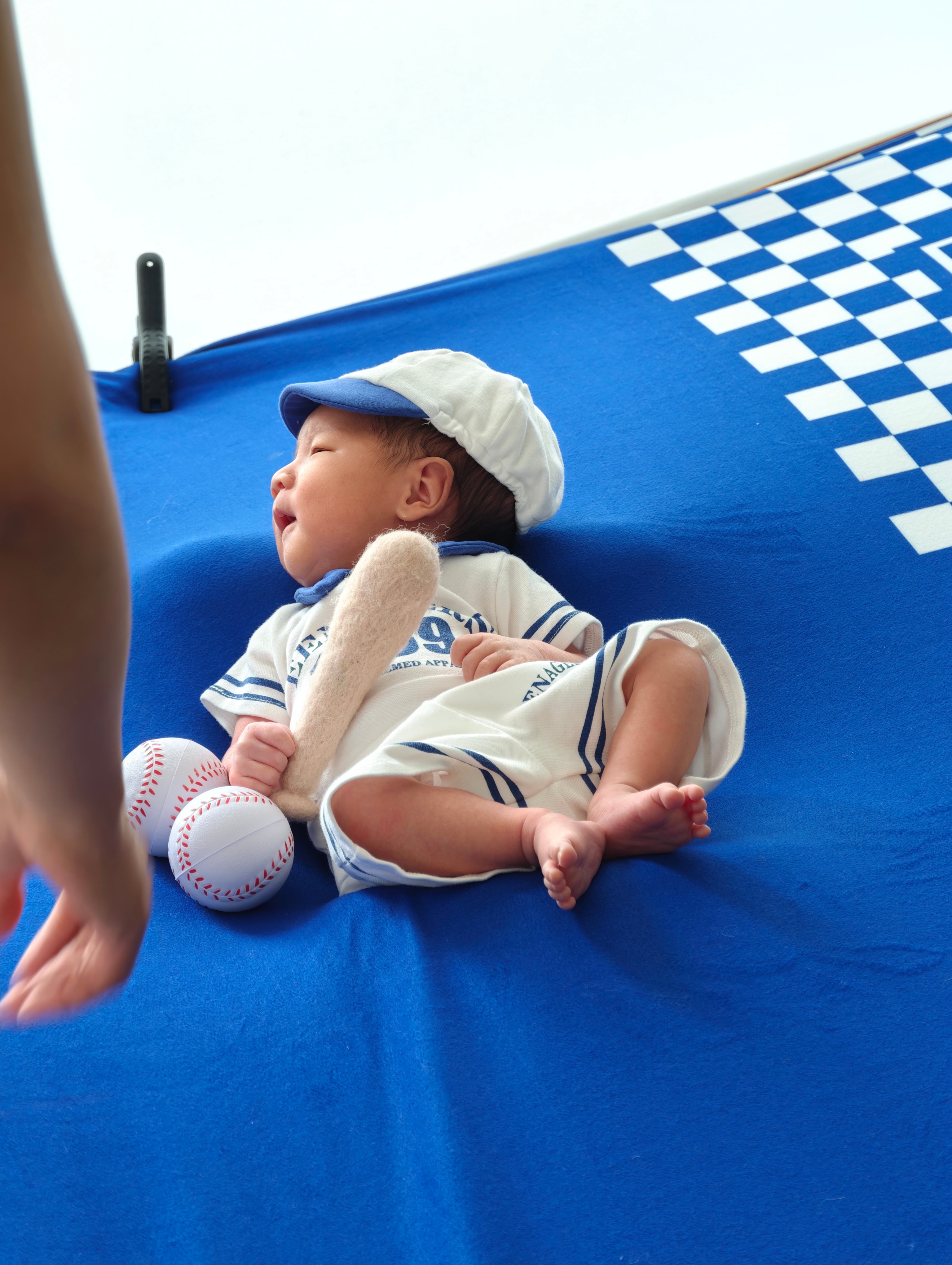 拍个照还怪老实